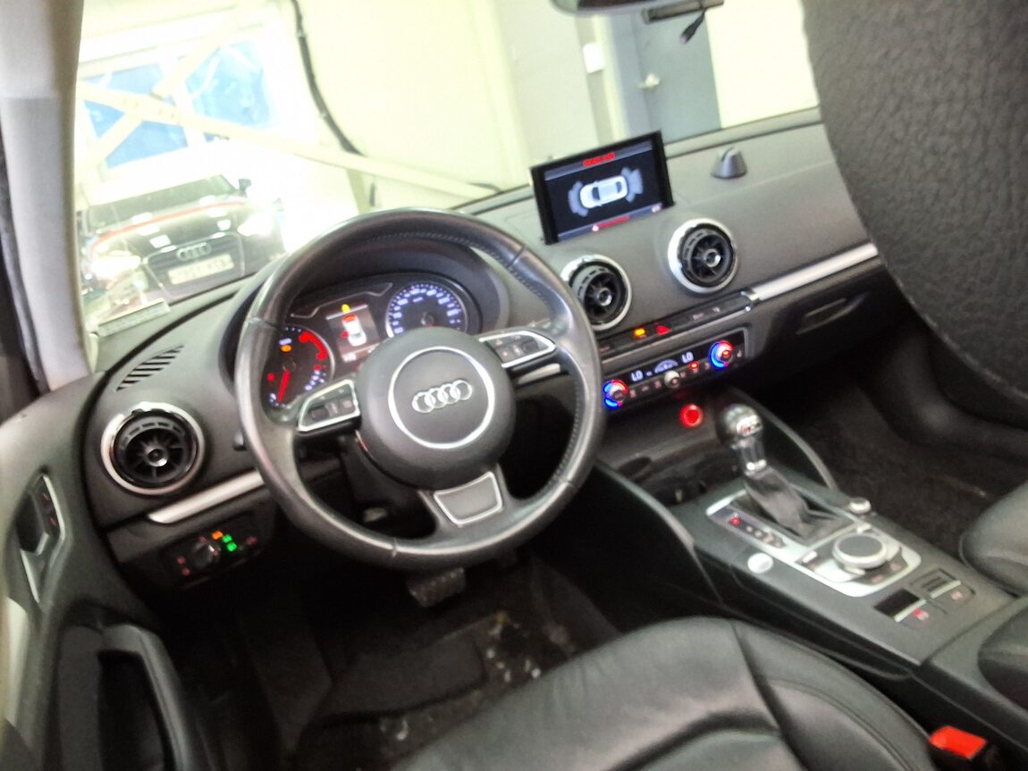 AUDI A3 (3RD GEN) 35 TDI DYNAMIC 2015 - zdjęcie 12