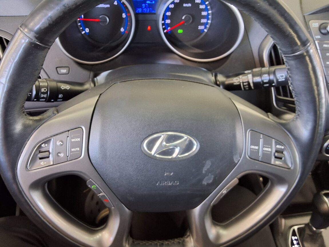 HYUNDAI NEW TUCSON ix DIESEL R2.0 2WD SMART SPECIAL 2014 - zdjęcie 19