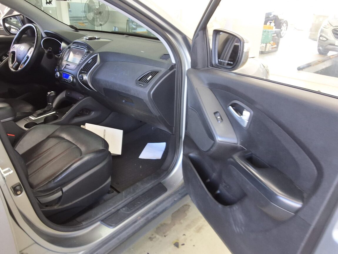 HYUNDAI NEW TUCSON ix DIESEL R2.0 2WD SMART SPECIAL 2014 - zdjęcie 14