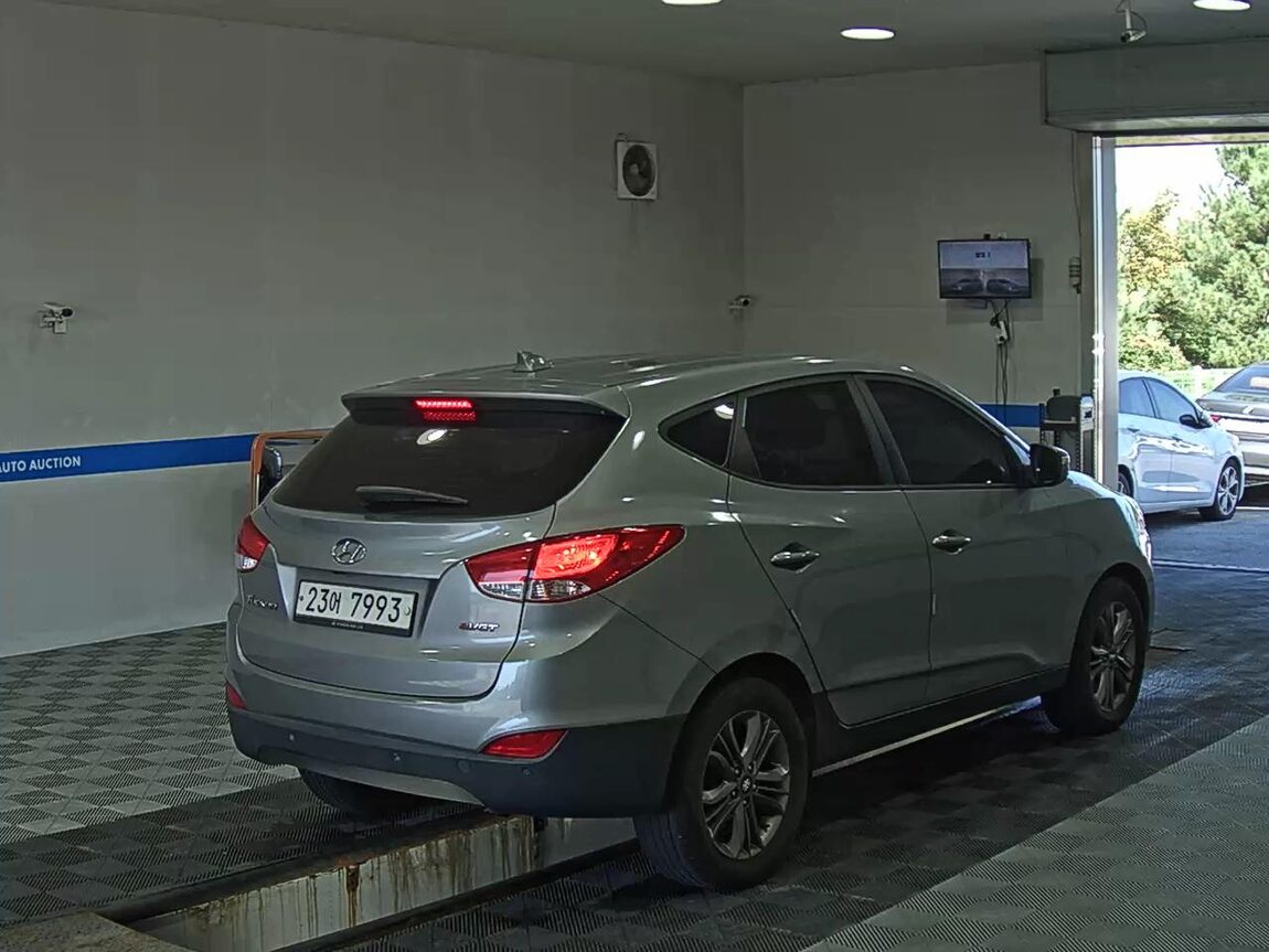 HYUNDAI NEW TUCSON ix DIESEL R2.0 2WD SMART SPECIAL 2014 - zdjęcie 5