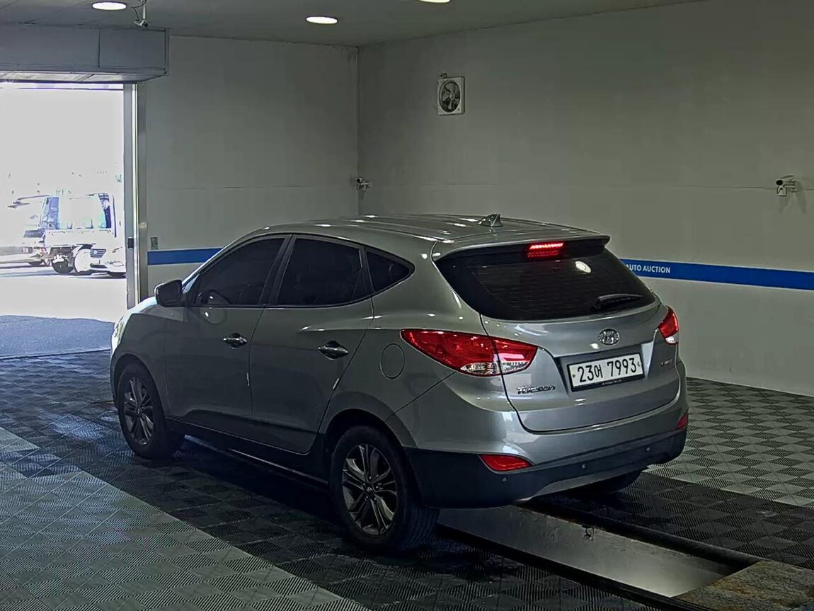 HYUNDAI NEW TUCSON ix DIESEL R2.0 2WD SMART SPECIAL 2014 - zdjęcie 6