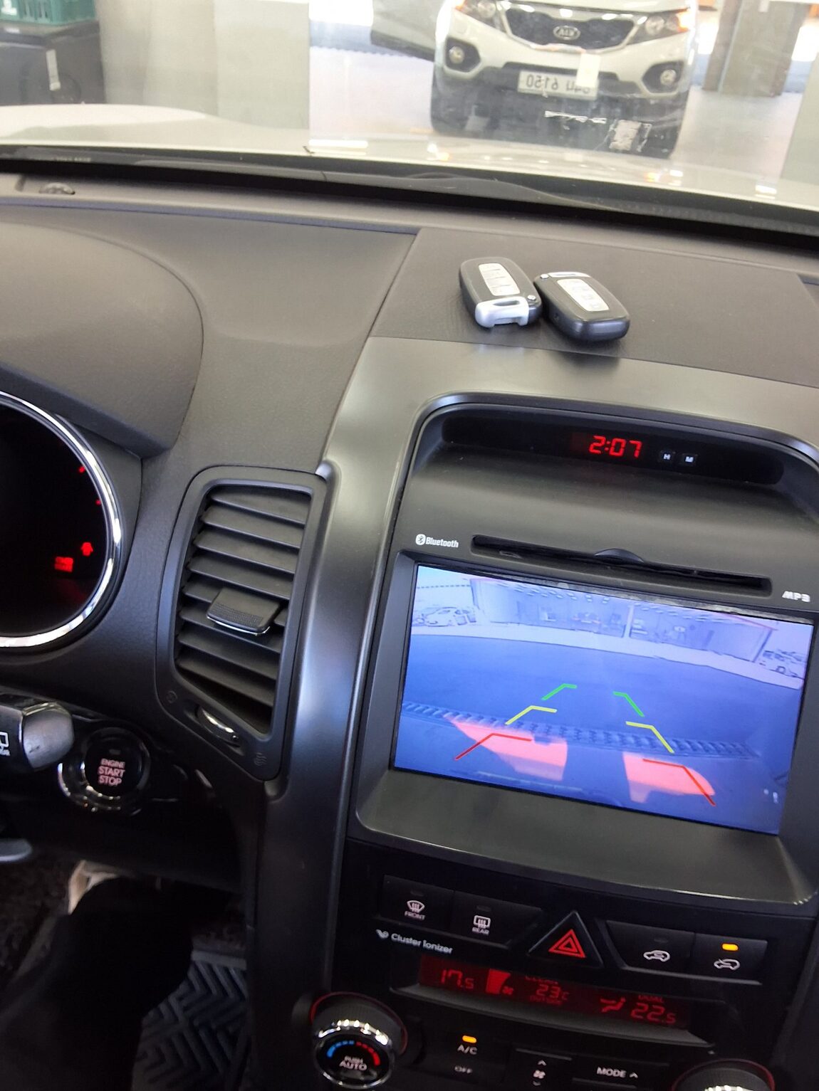 KIA SORENTO R DIESEL 2.2 2WD TLX PREMIUM 2010 - zdjęcie 17