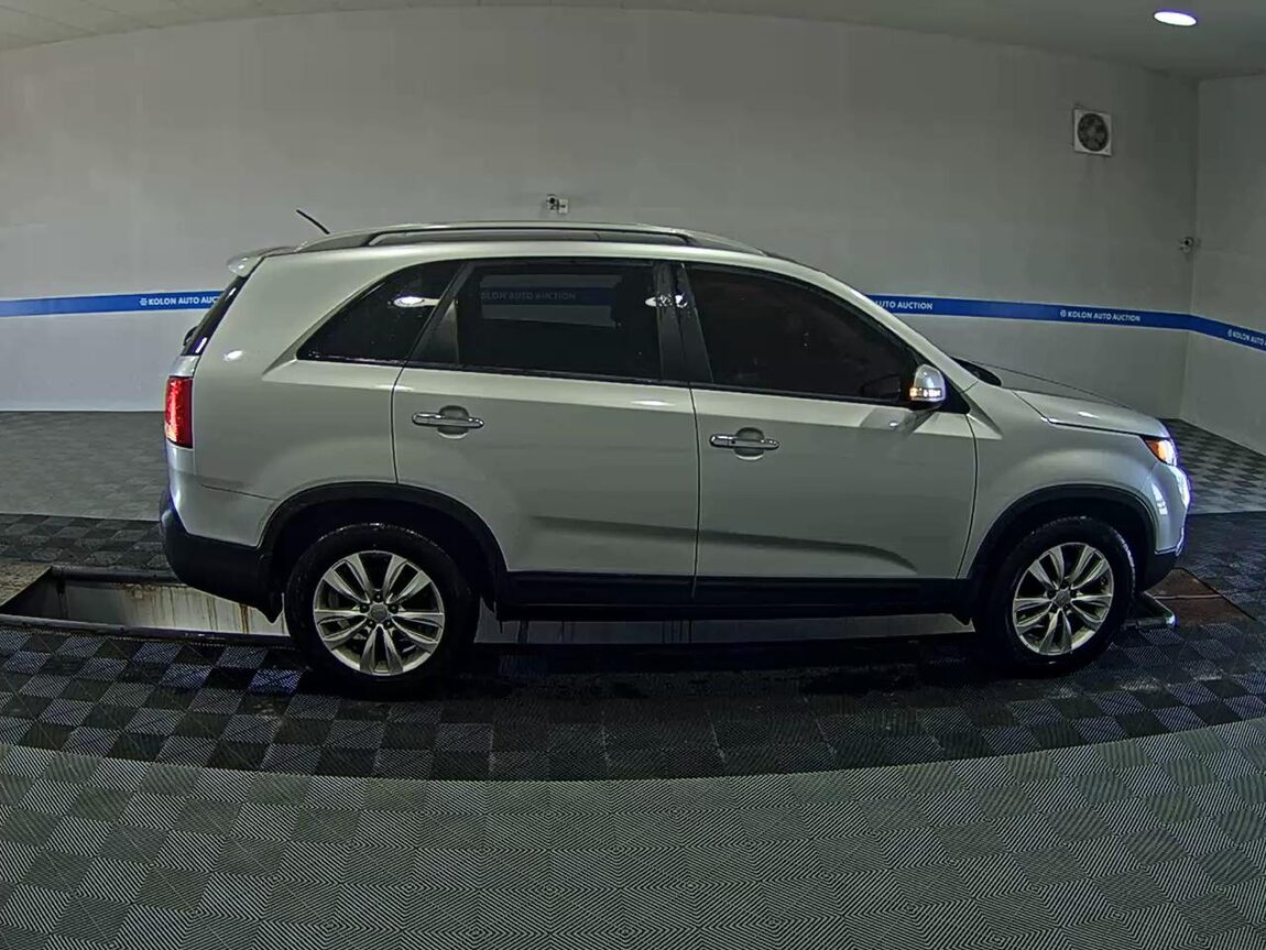 KIA SORENTO R DIESEL 2.2 2WD TLX PREMIUM 2010 - zdjęcie 4