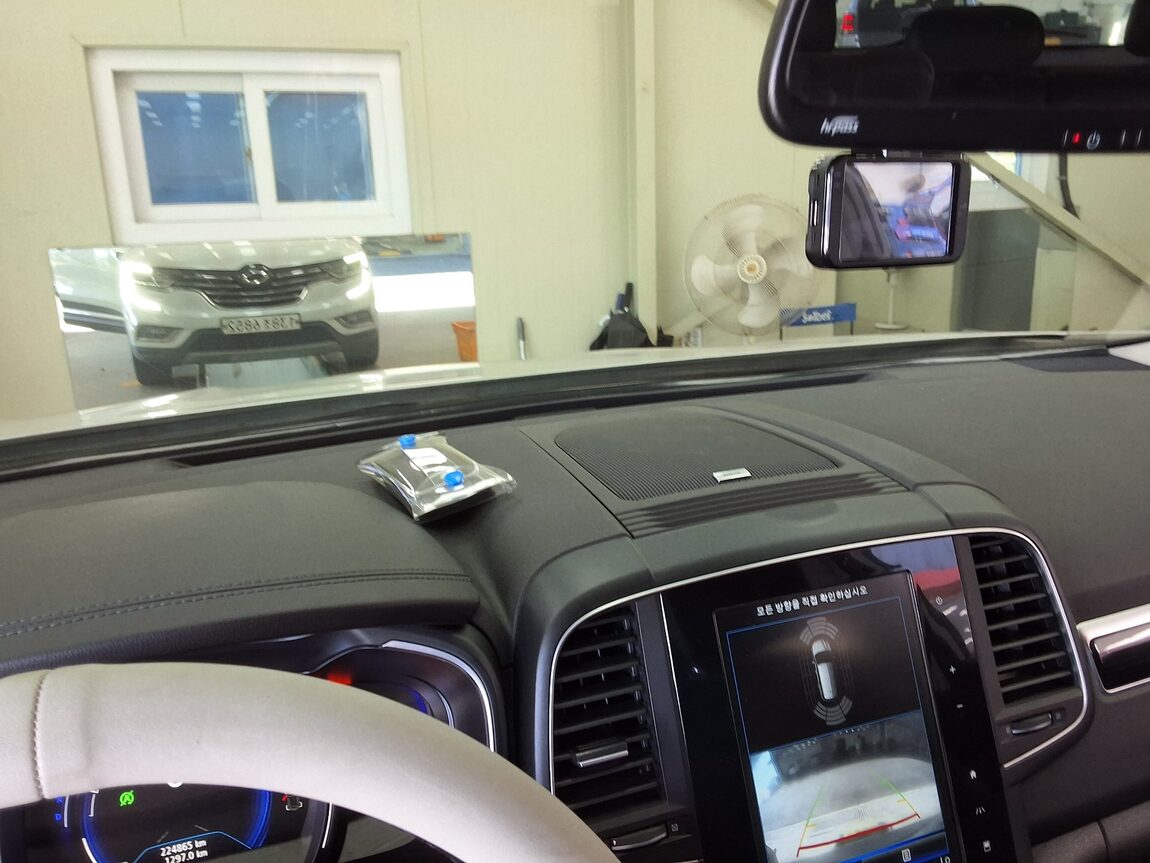 RENAULT (SAMSUNG) QM6 2.0 dCi 4WD RE SIGNATURE 2017 - zdjęcie 26