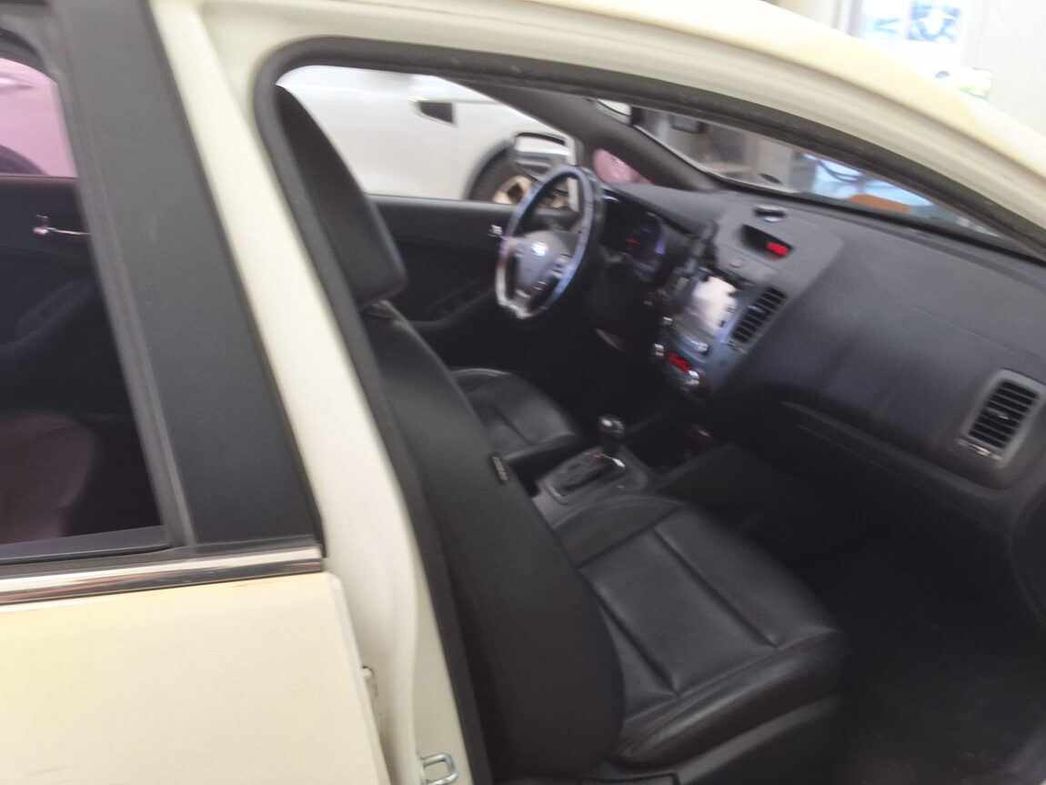 KIA K3 1.6 GDI TRENDY 2013 - zdjęcie 15
