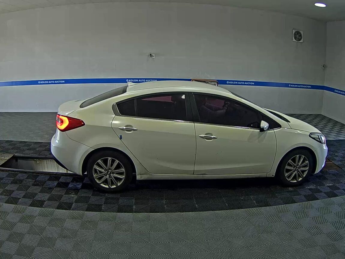 KIA K3 1.6 GDI TRENDY 2013 - zdjęcie 4