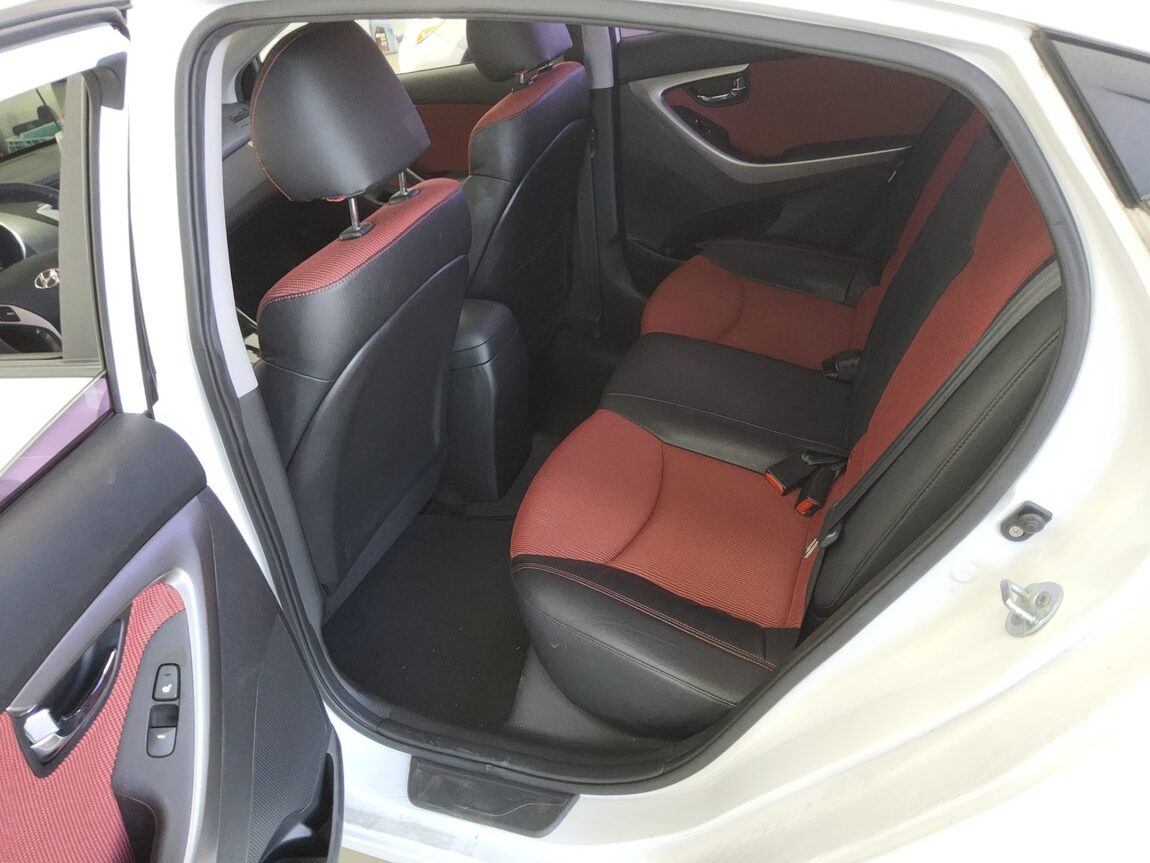 HYUNDAI AVANTE MD M16 GDi TOP 2012 - zdjęcie 12