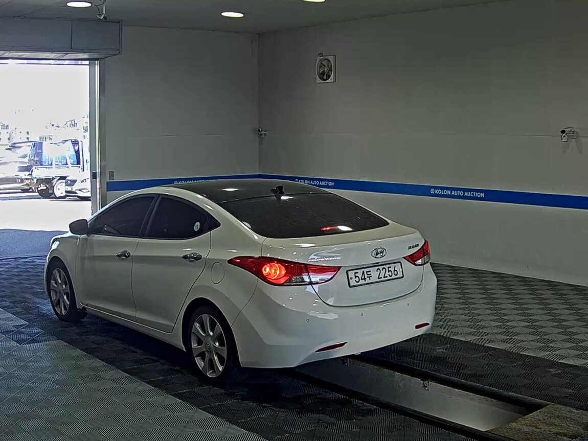 HYUNDAI AVANTE MD M16 GDi TOP 2012 - zdjęcie 6