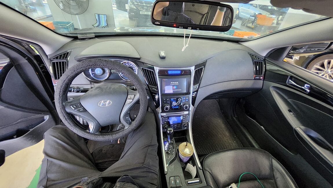 HYUNDAI YF SONATA Y20 PREMIER 2011 - zdjęcie 11