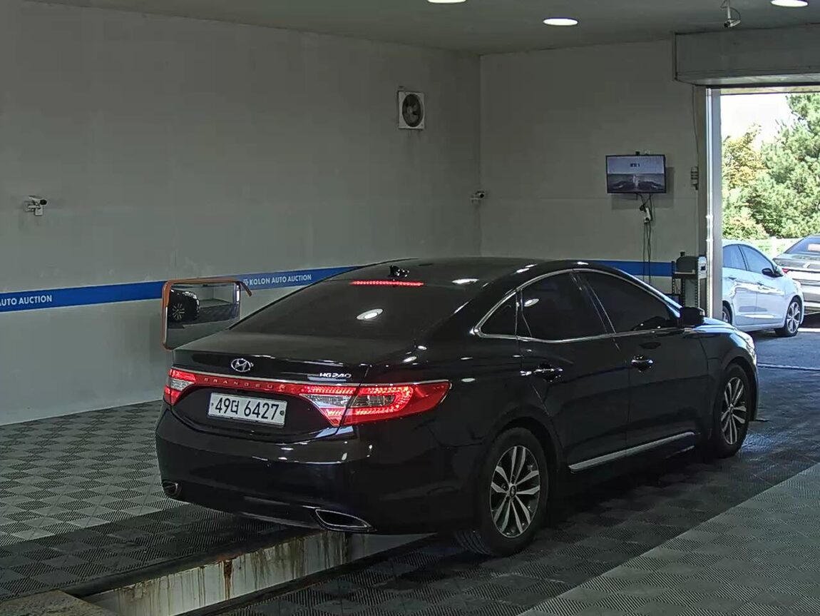 HYUNDAI GRANDEUR HG HG 240 LUXURY 2012 - zdjęcie 5