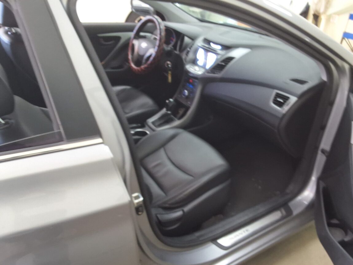 HYUNDAI THE NEW AVANTE MD 1.6 VGT SMART 2014 - zdjęcie 15
