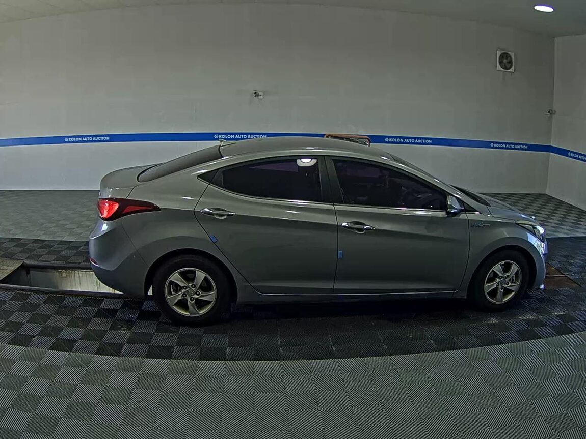 HYUNDAI THE NEW AVANTE MD 1.6 VGT SMART 2014 - zdjęcie 4