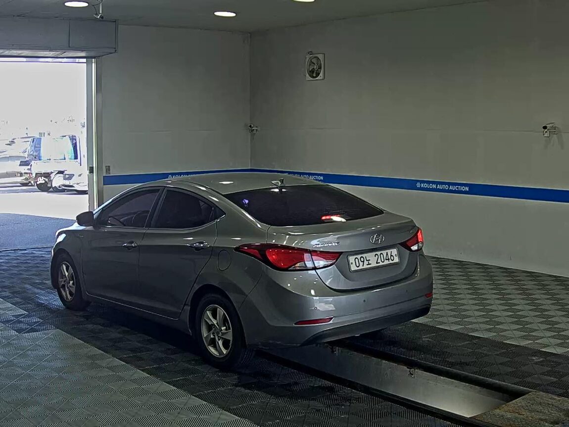 HYUNDAI THE NEW AVANTE MD 1.6 VGT SMART 2014 - zdjęcie 6