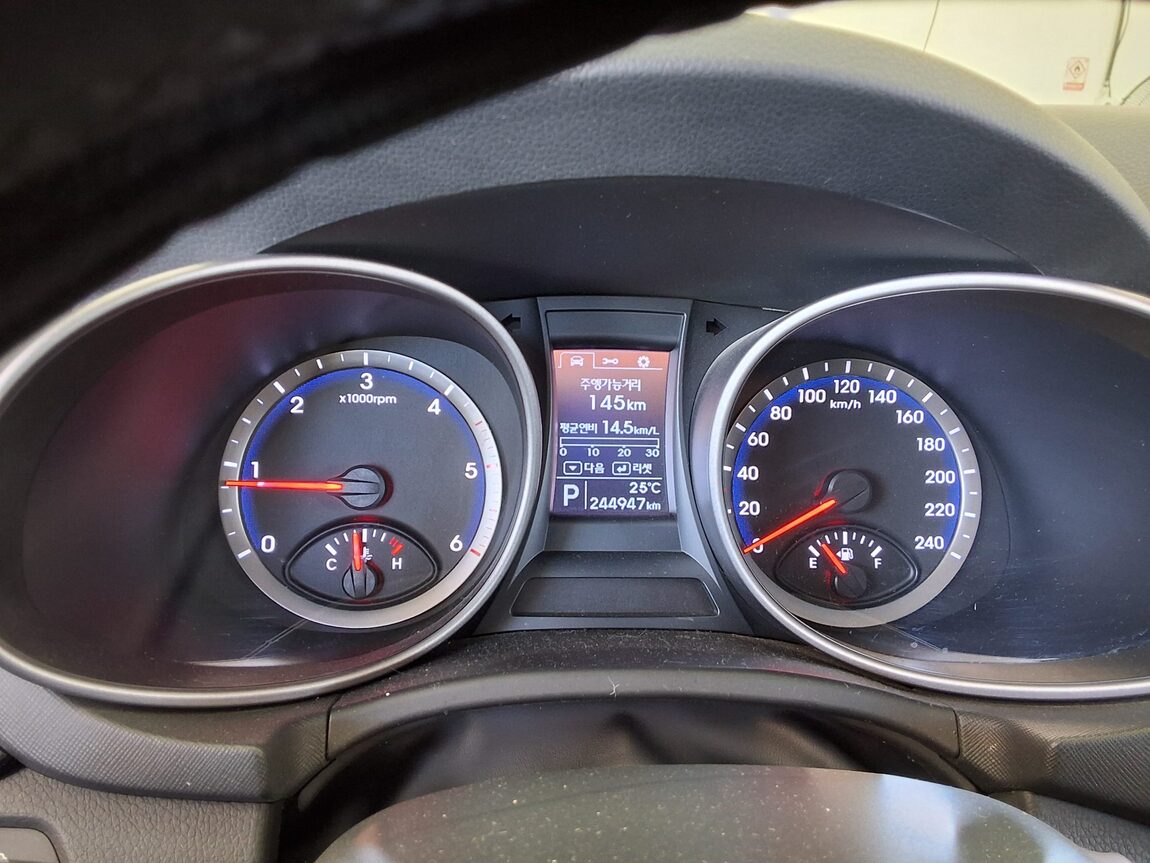 HYUNDAI SANTA FE (DM) DIESEL R2.0 4WD PREMIUM 2015 - zdjęcie 9