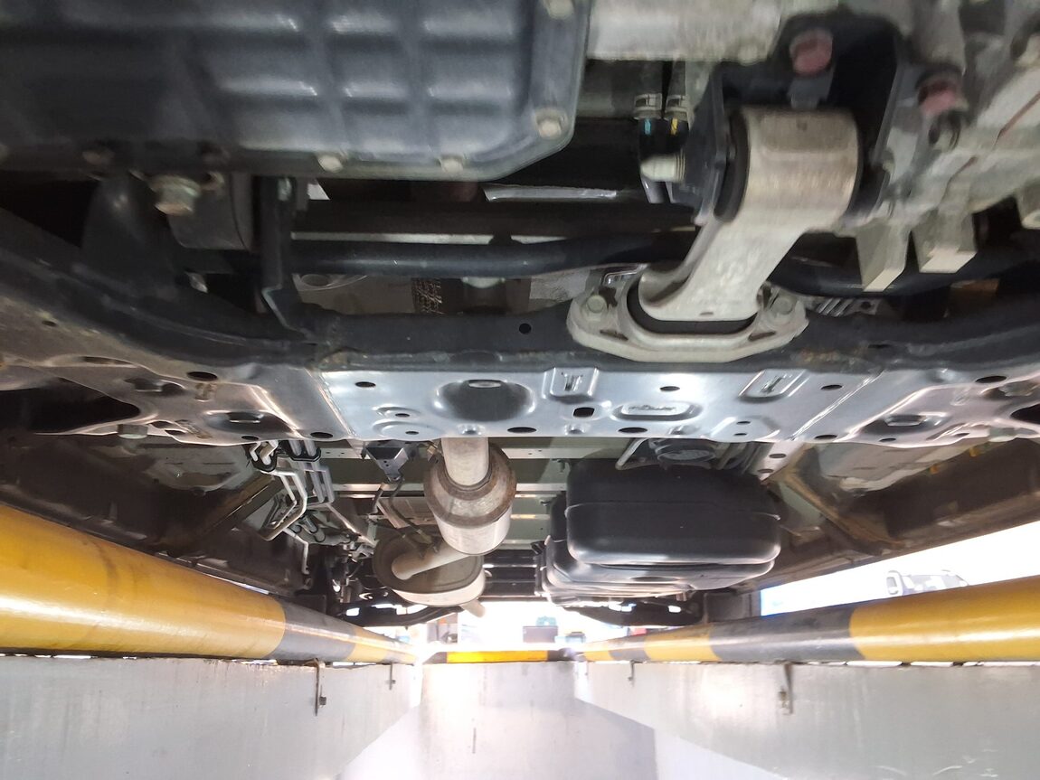 HYUNDAI STARIA 2.2 DIESEL TOURER 11-SEATER 2WD MODERN 2023 - zdjęcie 9