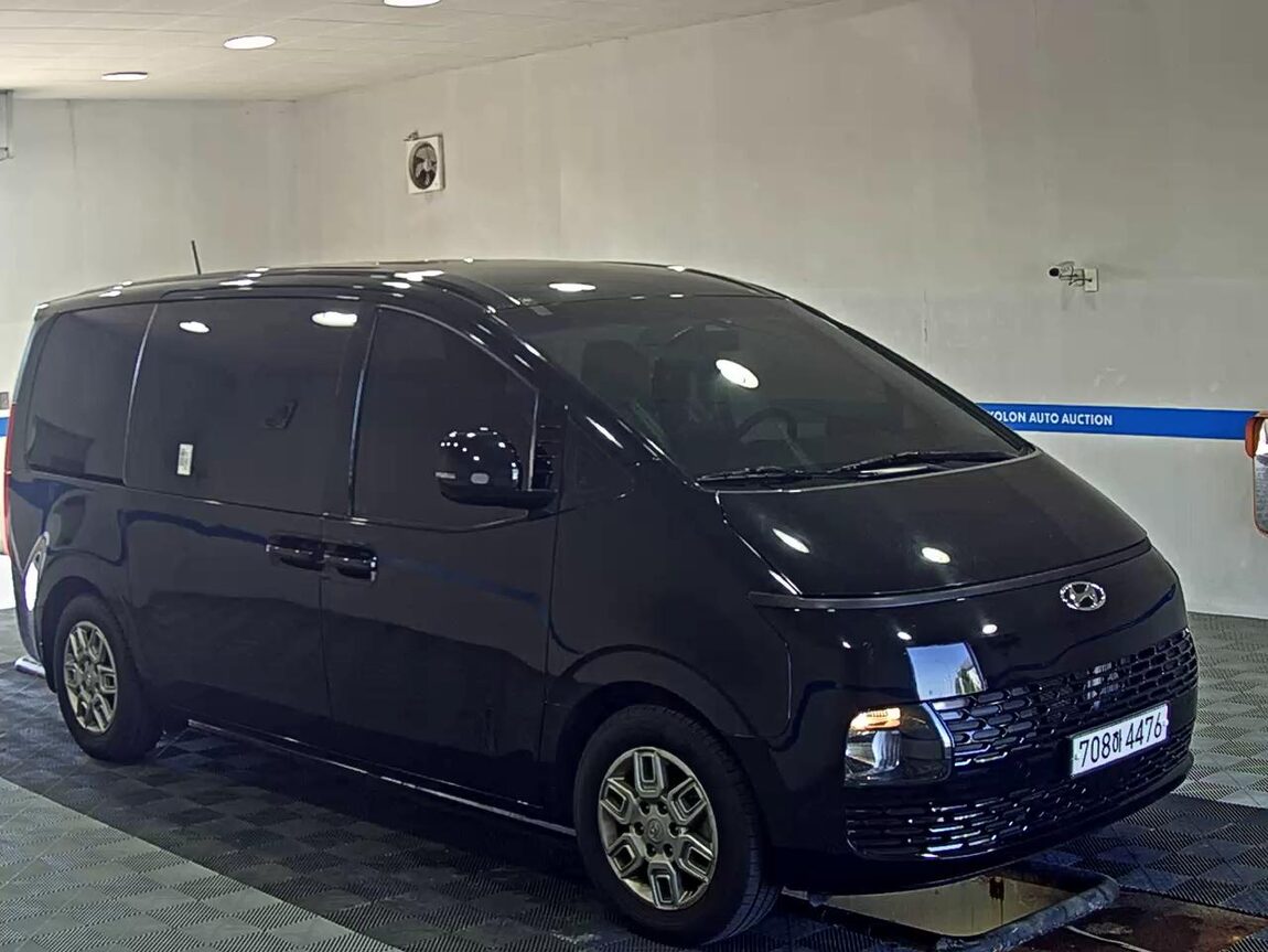 HYUNDAI STARIA 2.2 DIESEL TOURER 11-SEATER 2WD MODERN 2023 - zdjęcie 3