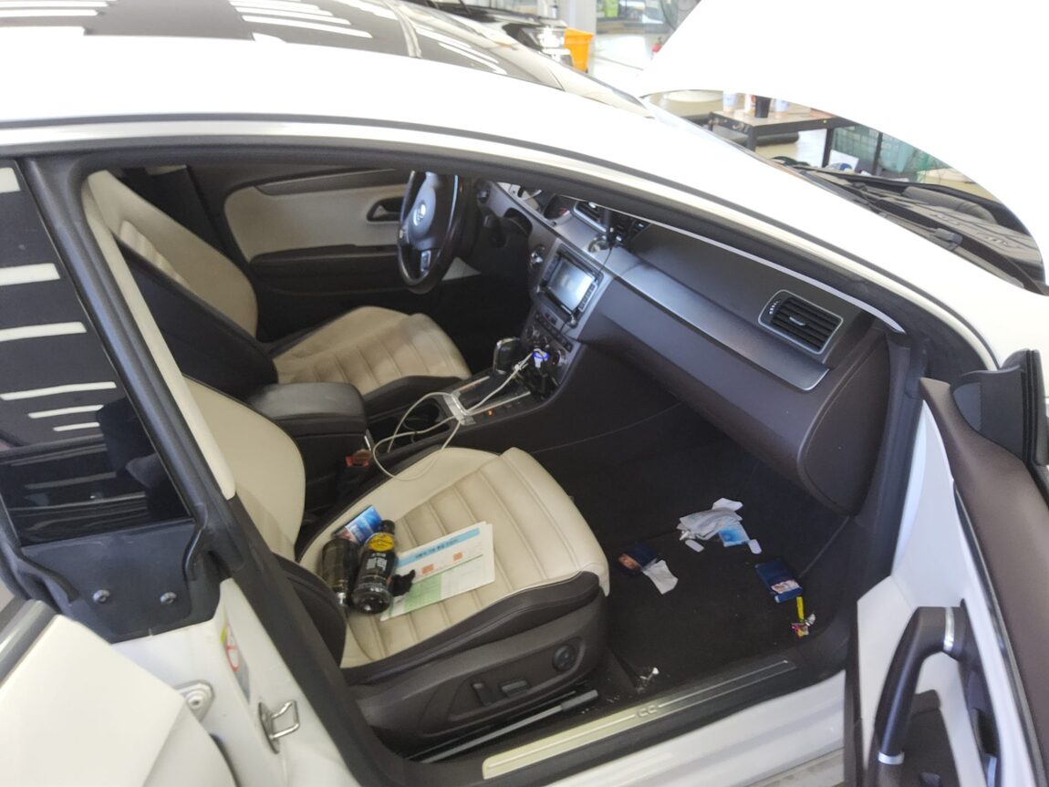 VOLKSWAGEN CC 2.0 TDI BLUEMOTION 2014 - zdjęcie 14