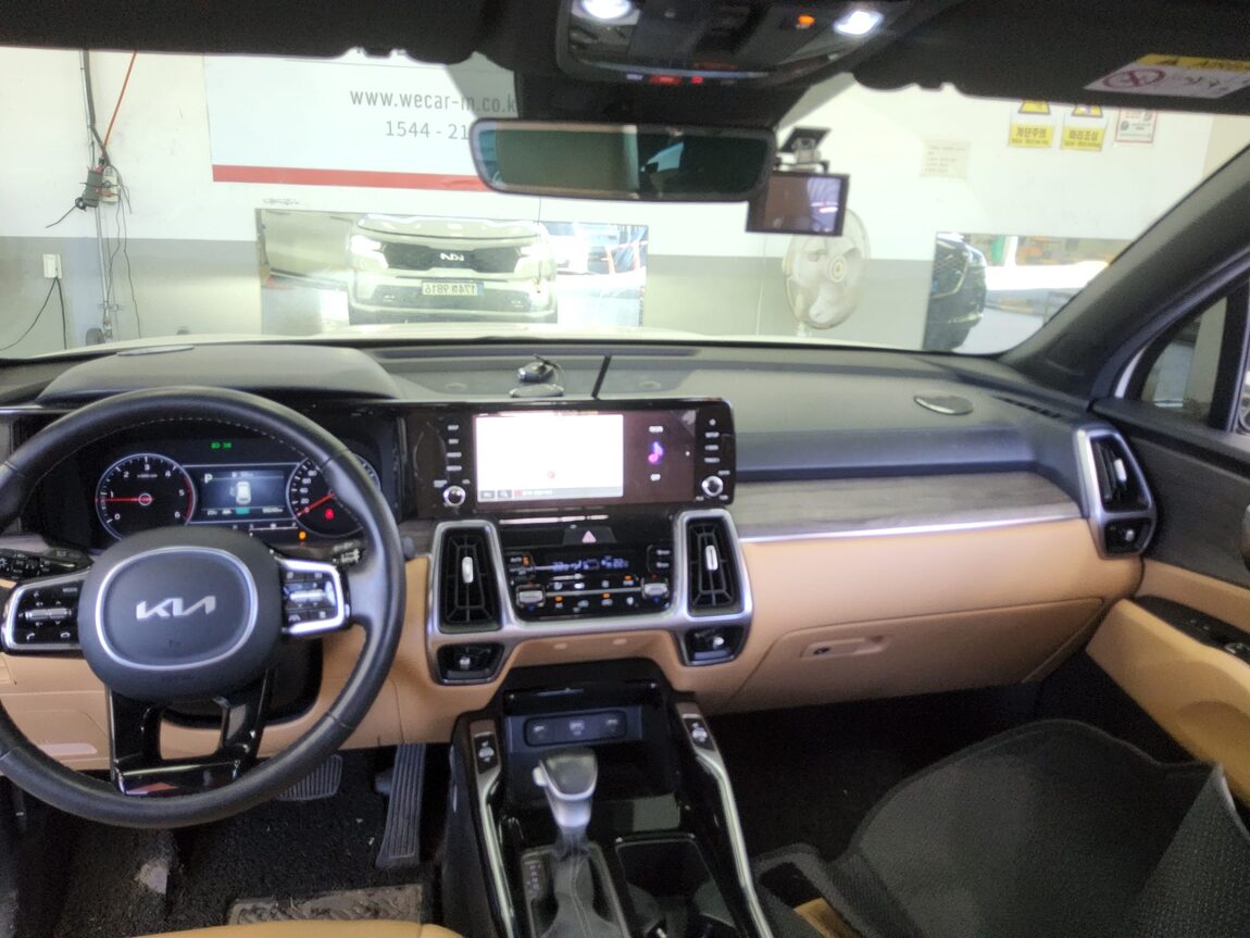 KIA NEW SORENTO (MQ4) 2.2 DIESEL 2WD PRESTIGE 2023 - zdjęcie 11