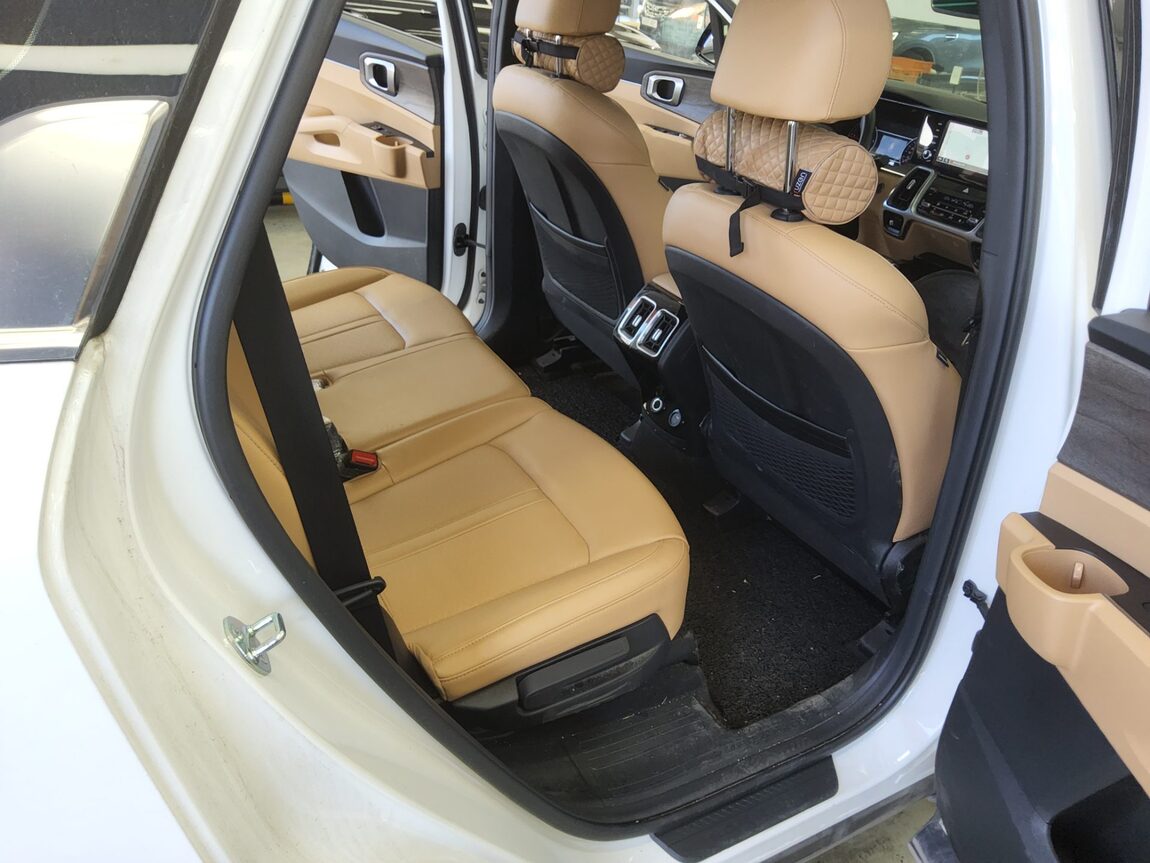 KIA NEW SORENTO (MQ4) 2.2 DIESEL 2WD PRESTIGE 2023 - zdjęcie 13