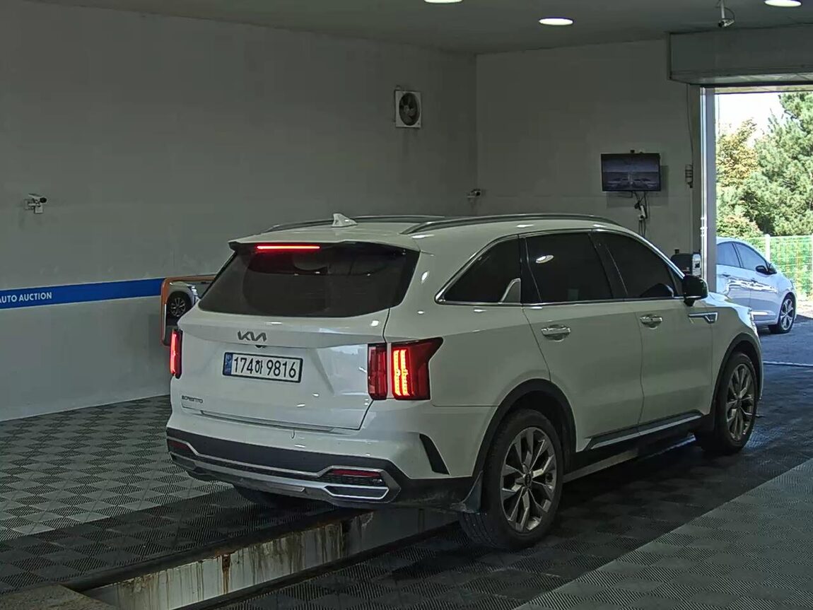 KIA NEW SORENTO (MQ4) 2.2 DIESEL 2WD PRESTIGE 2023 - zdjęcie 5