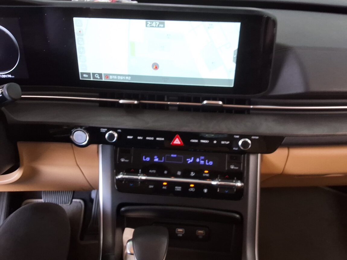 KIA NEW CARNIVAL (KA4) 9-SEATER DIESEL PRESTIGE 2023 - zdjęcie 24