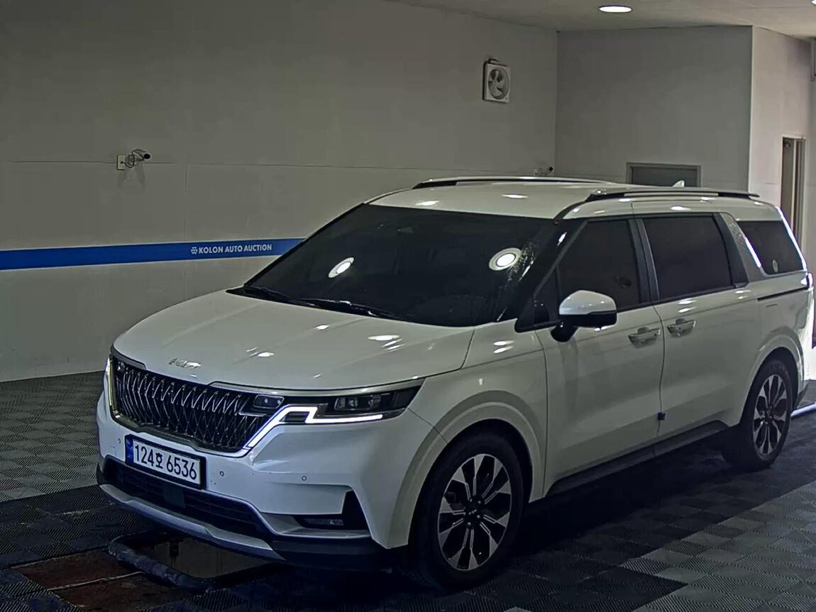 KIA NEW CARNIVAL (KA4) 9-SEATER DIESEL PRESTIGE 2023 - zdjęcie 2