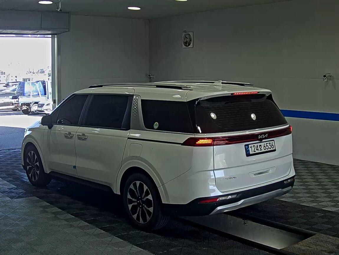 KIA NEW CARNIVAL (KA4) 9-SEATER DIESEL PRESTIGE 2023 - zdjęcie 6