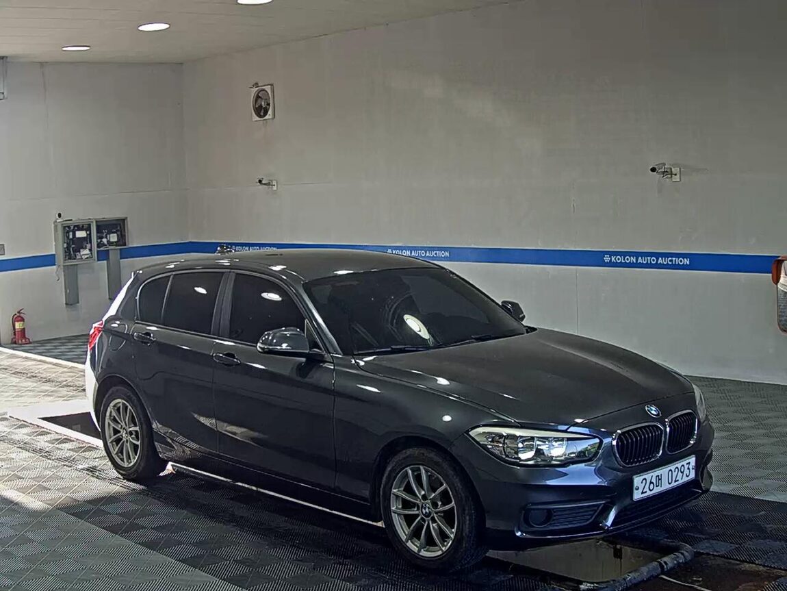 BMW 1 SERIES (2ND GEN) 5-DOOR 118d JOY 2017 - zdjęcie 3