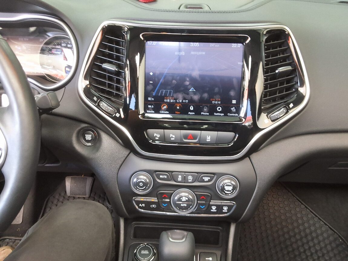 JEEP CHEROKEE (KL) 2.4 AWD LIMITED 2021 - zdjęcie 24