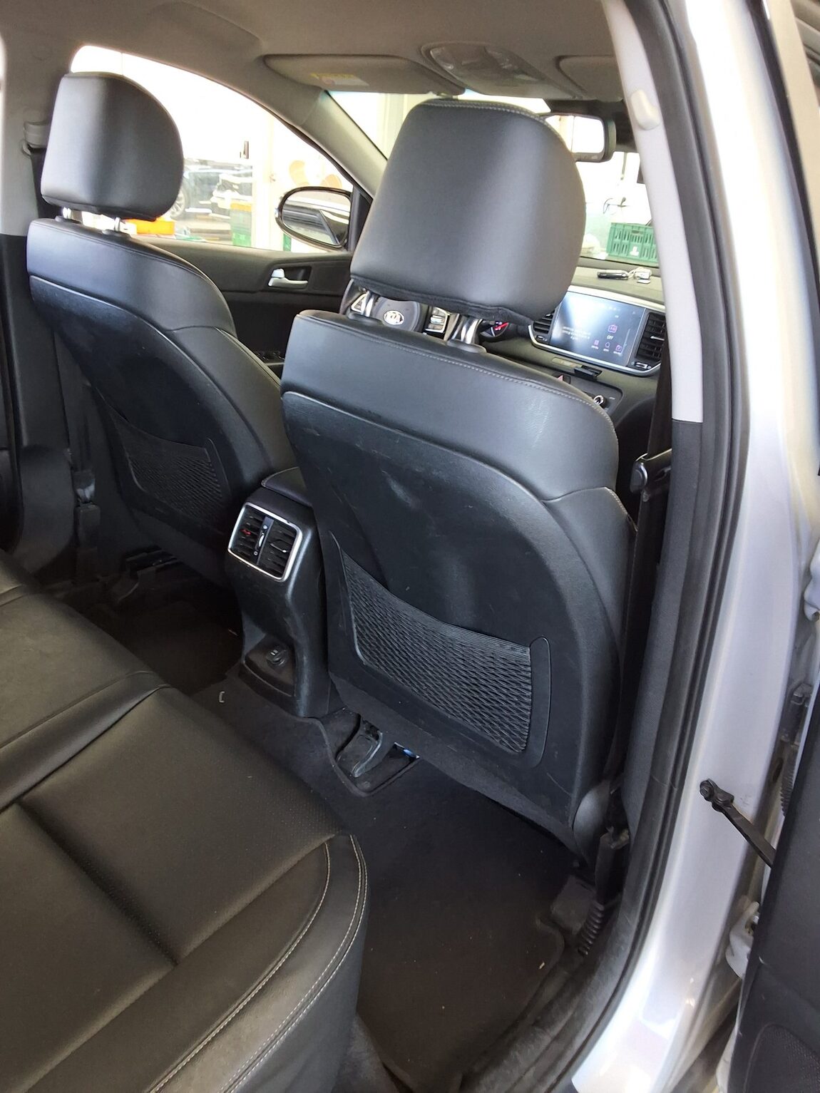 KIA SPORTAGE THE BOLD R2.0 DIESEL 4WD PRESTIGE 2019 - zdjęcie 13