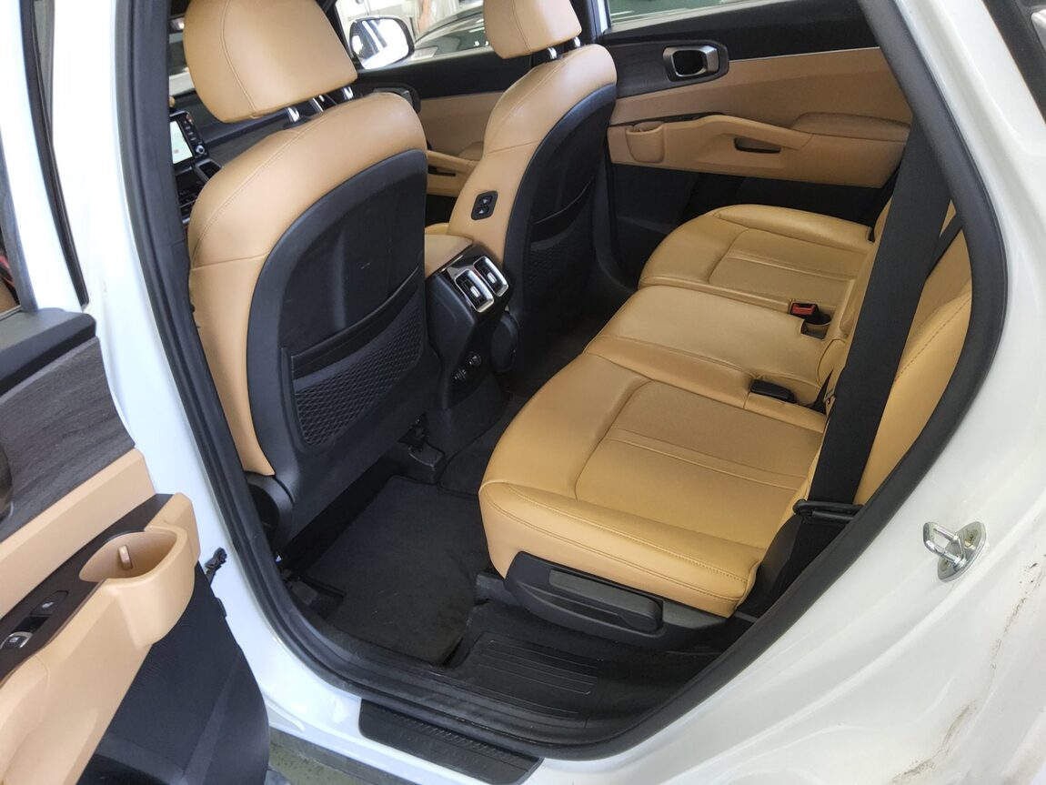 KIA NEW SORENTO (MQ4) 2.5 GASOLINE 2WD PRESTIGE 2022 - zdjęcie 12