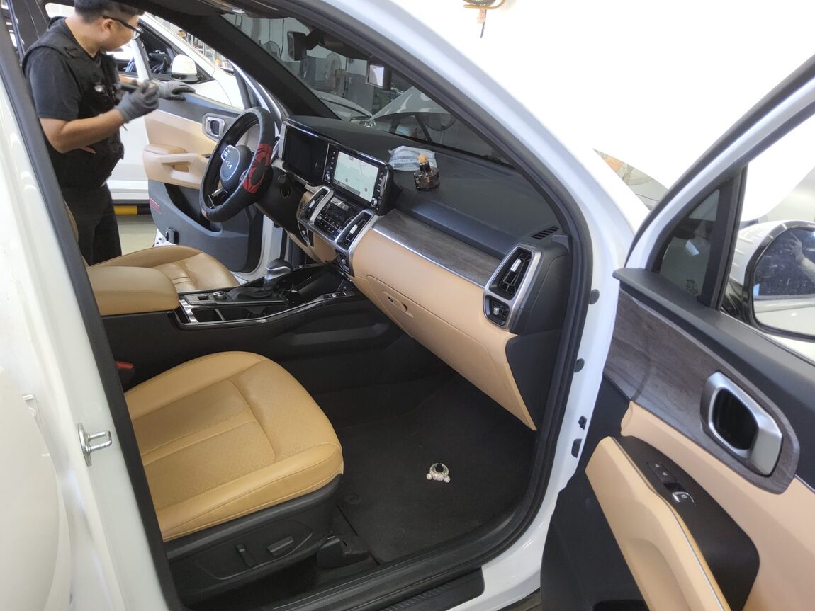 KIA NEW SORENTO (MQ4) 2.5 GASOLINE 2WD PRESTIGE 2022 - zdjęcie 14