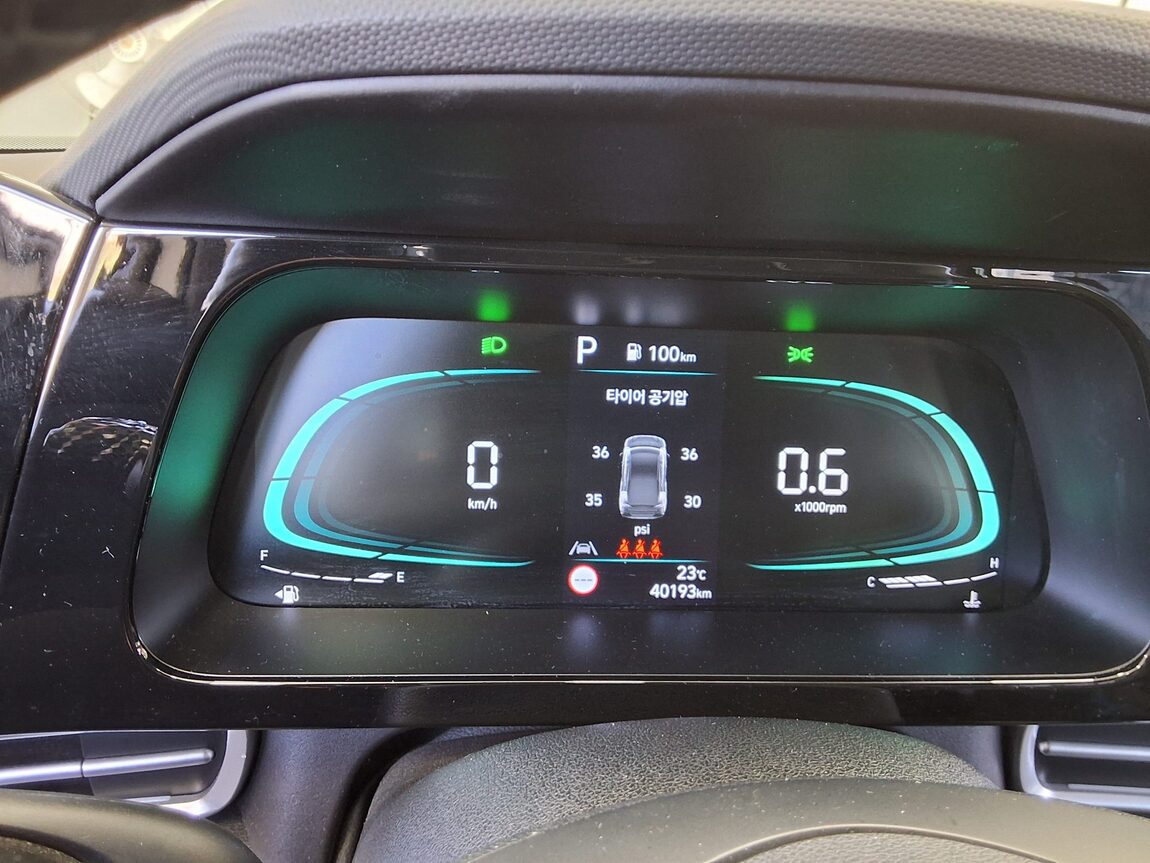 HYUNDAI THE NEW AVANTE (CN7) GASOLINE 1.6 MODERN 2024 - zdjęcie 9