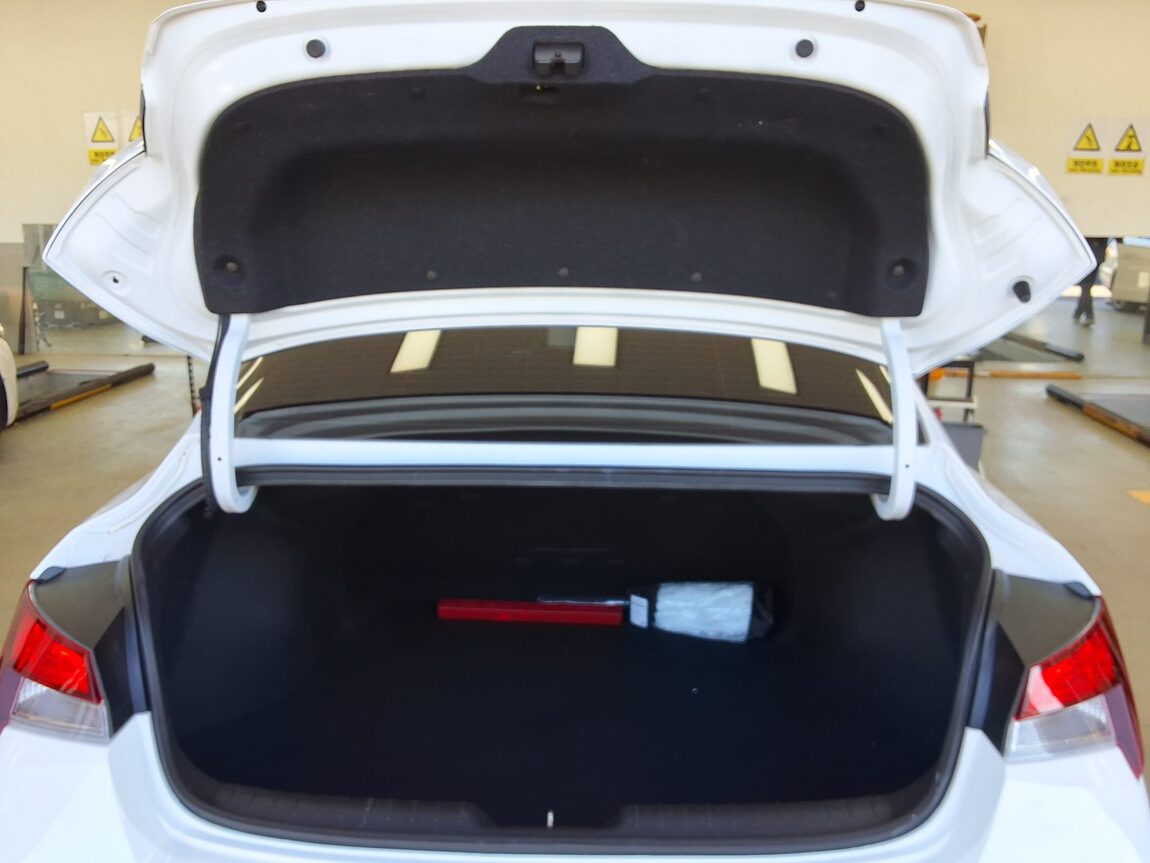 HYUNDAI THE NEW AVANTE (CN7) GASOLINE 1.6 MODERN 2024 - zdjęcie 15