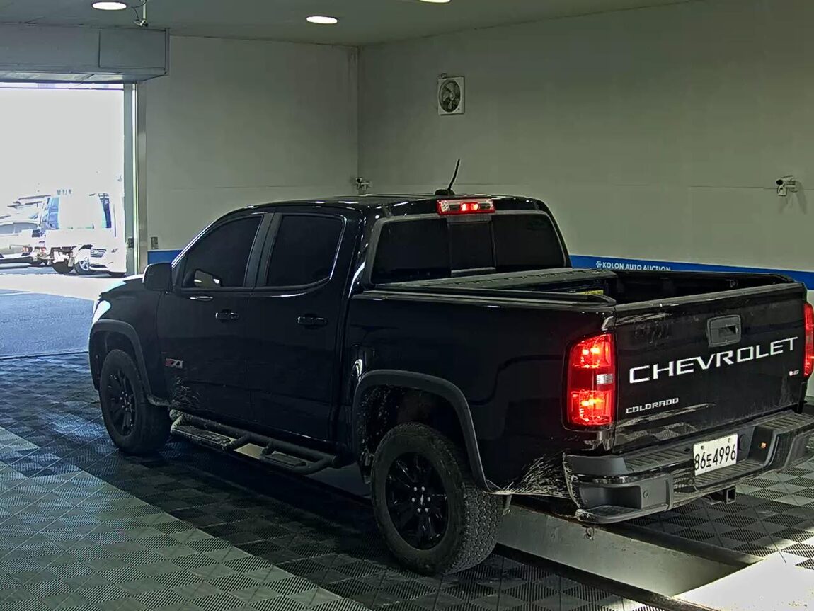 CHEVROLET (DAEWOO) REAL NEW COLORADO 3.6L 4WD Z71-X MIDNIGHT 2022 - zdjęcie 6