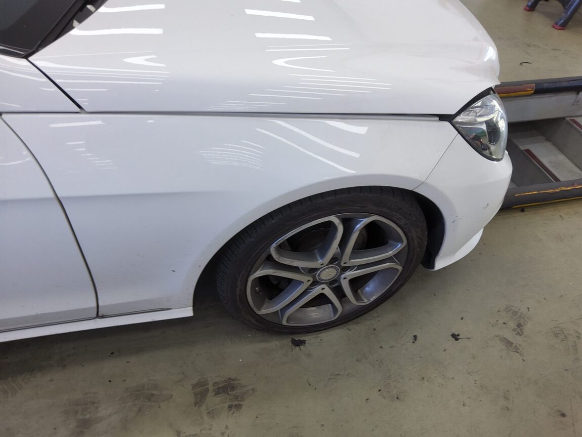 MERCEDES-BENZ E-CLASS (4TH GEN) E250 CDI BLUETEC 4MATIC AVANTGARDE 2015 - zdjęcie 22