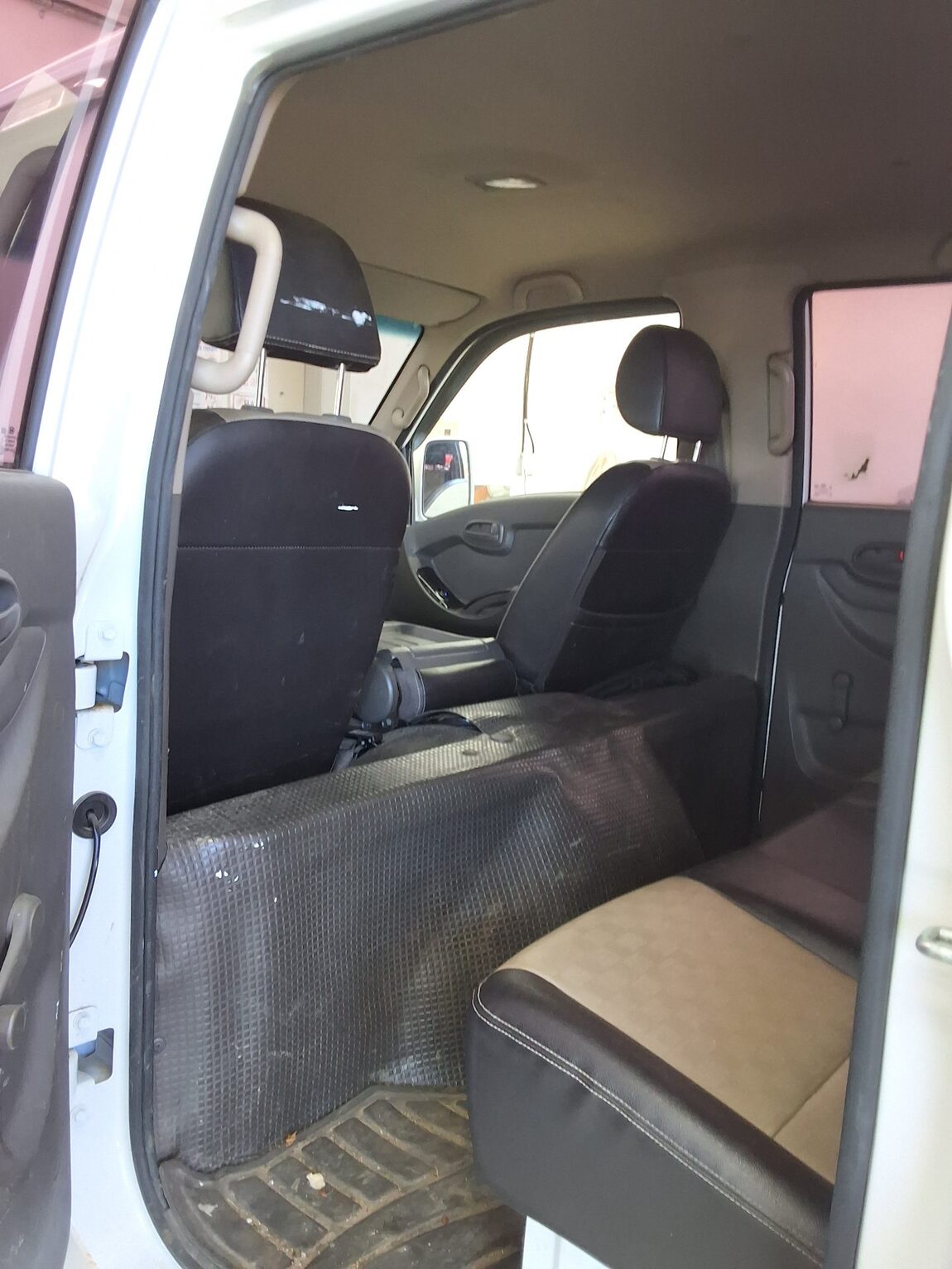 HYUNDAI PORTER II CRDi DOUBLE CAB EXTRA LONG WHEELBASE MODERN 2020 - zdjęcie 12
