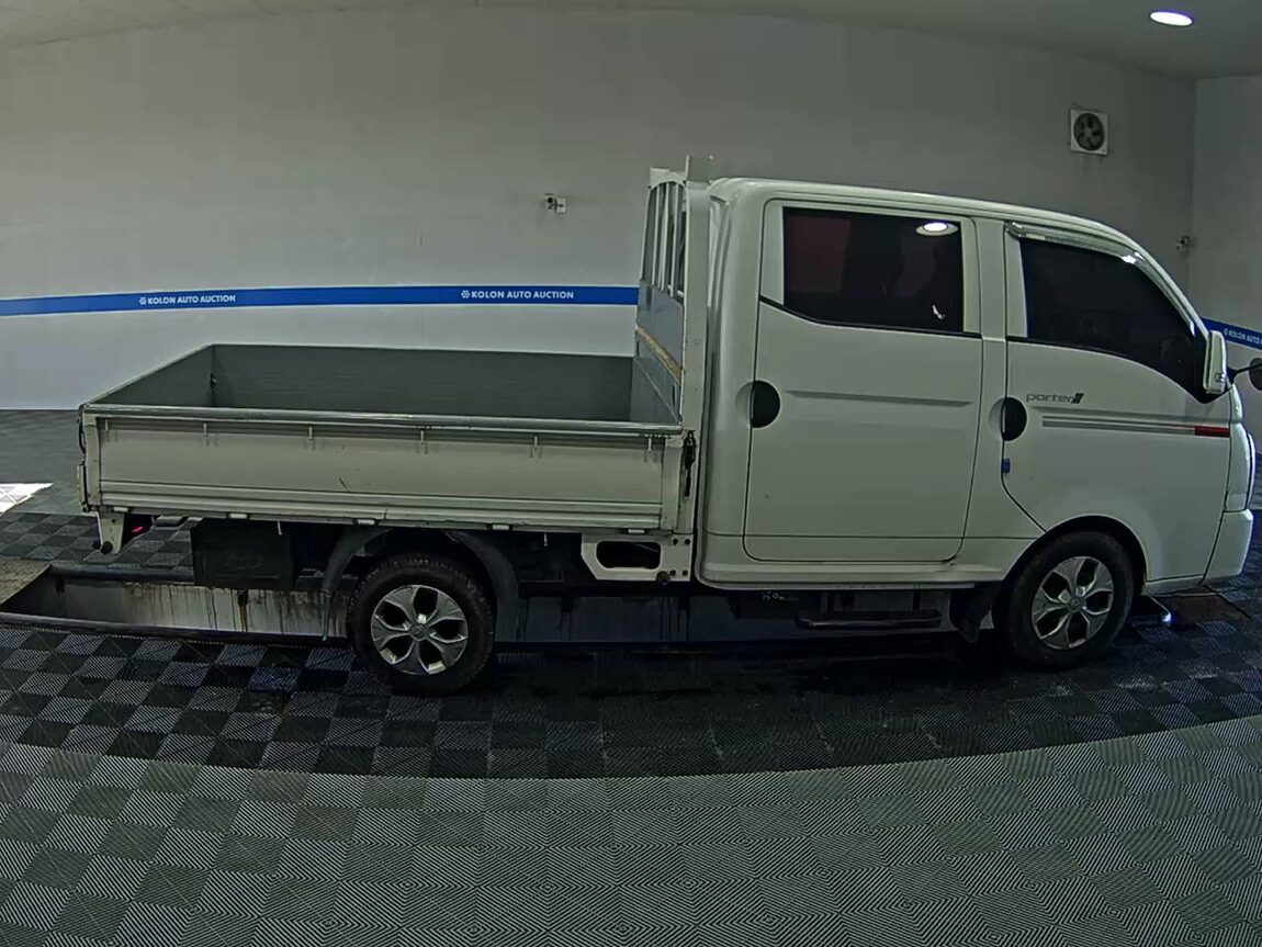 HYUNDAI PORTER II CRDi DOUBLE CAB EXTRA LONG WHEELBASE MODERN 2020 - zdjęcie 4
