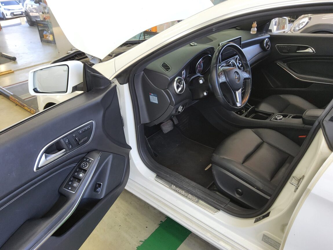 MERCEDES-BENZ CLA-CLASS CLA200 CDI 2014 - zdjęcie 10