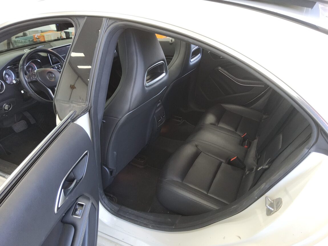 MERCEDES-BENZ CLA-CLASS CLA200 CDI 2014 - zdjęcie 12