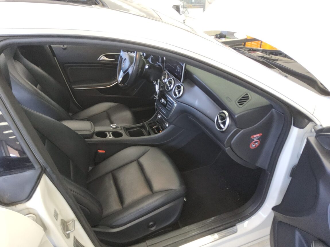 MERCEDES-BENZ CLA-CLASS CLA200 CDI 2014 - zdjęcie 14