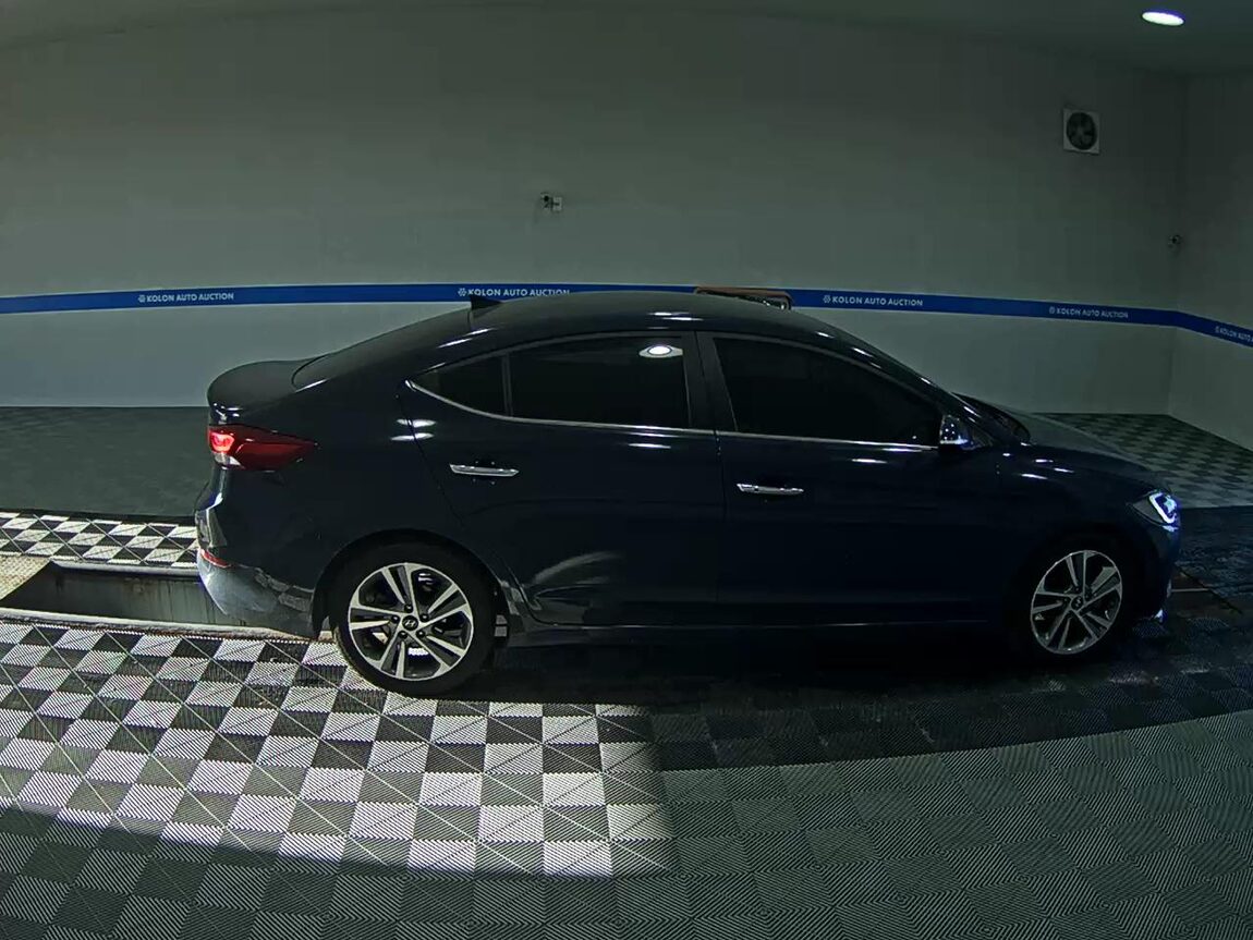 HYUNDAI AVANTE AD 1.6 GDi MODERN SPECIAL 2016 - zdjęcie 4