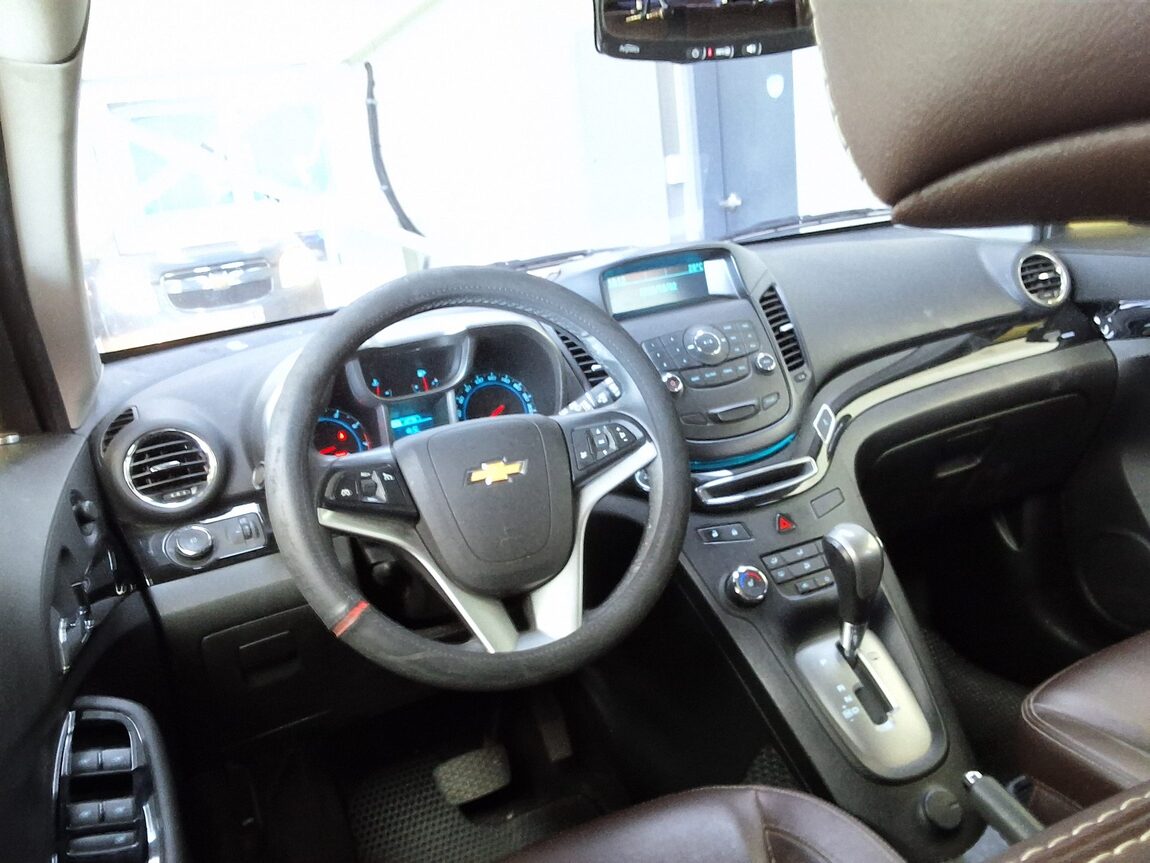 CHEVROLET (DAEWOO) ORLANDO 2.0 LPGi DYNAMIC 2018 - zdjęcie 12