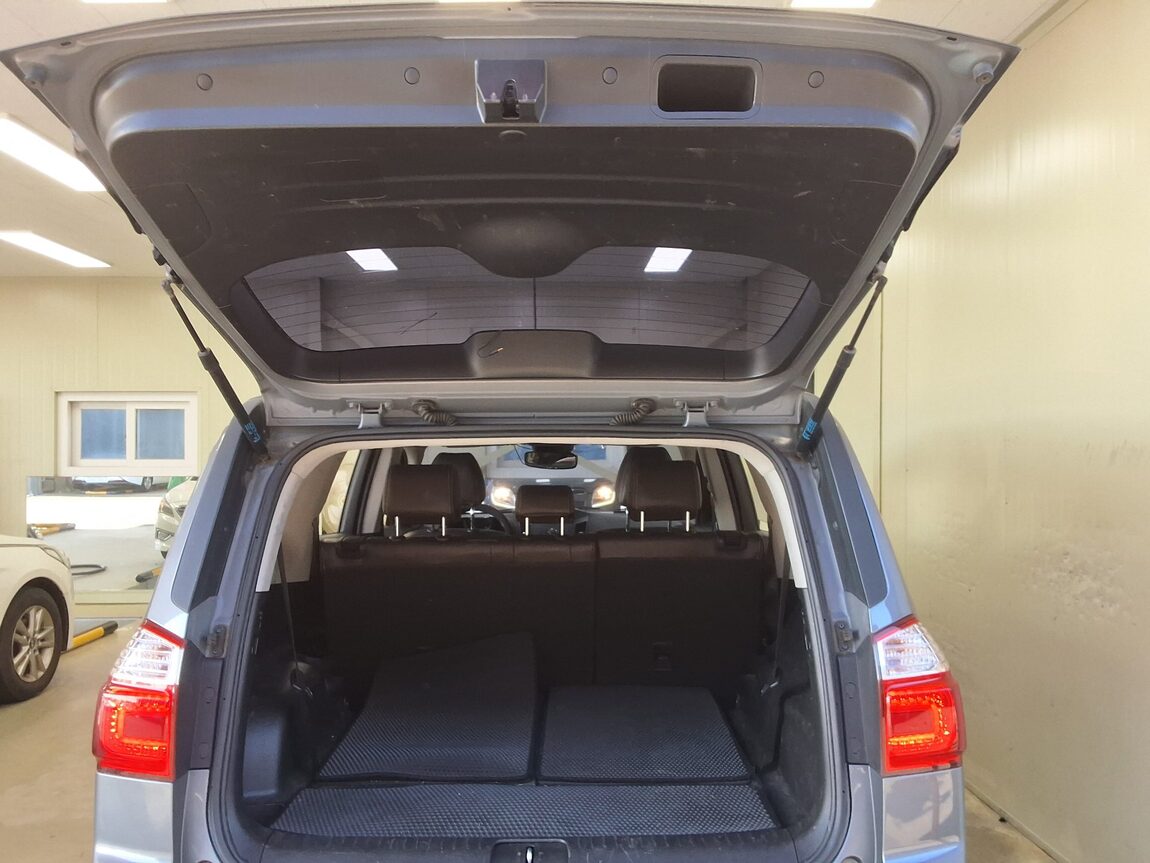 CHEVROLET (DAEWOO) ORLANDO 2.0 LPGi DYNAMIC 2018 - zdjęcie 16