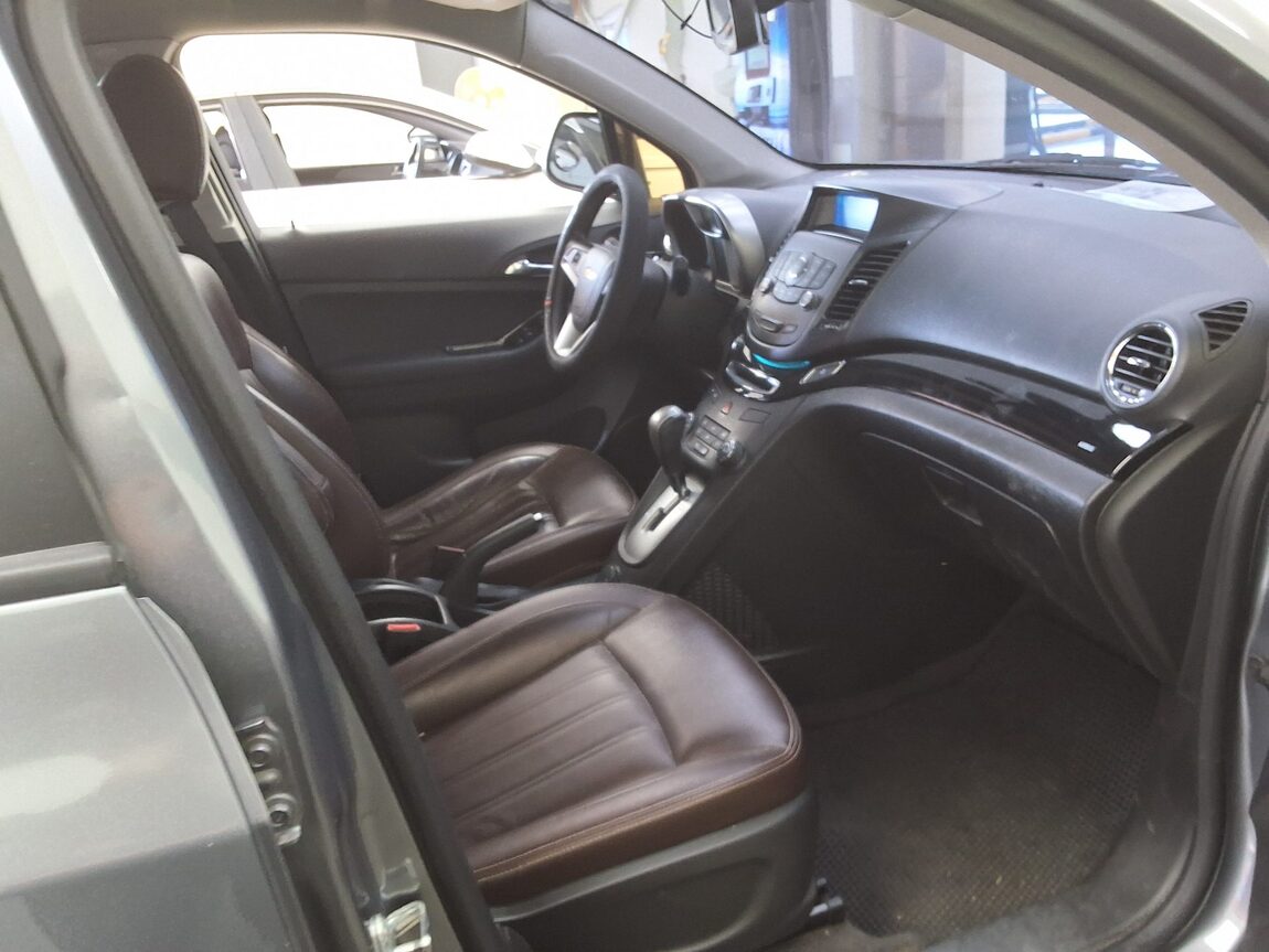 CHEVROLET (DAEWOO) ORLANDO 2.0 LPGi DYNAMIC 2018 - zdjęcie 15