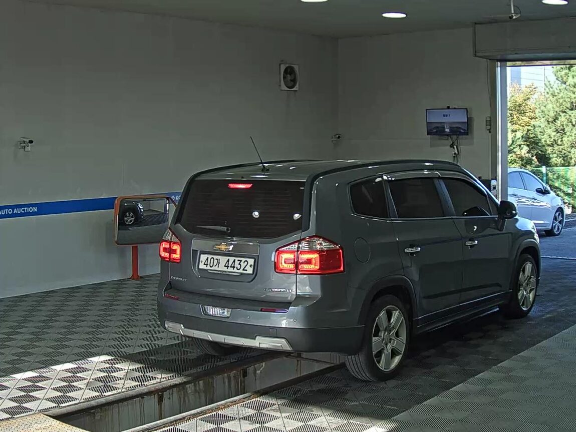 CHEVROLET (DAEWOO) ORLANDO 2.0 LPGi DYNAMIC 2018 - zdjęcie 5