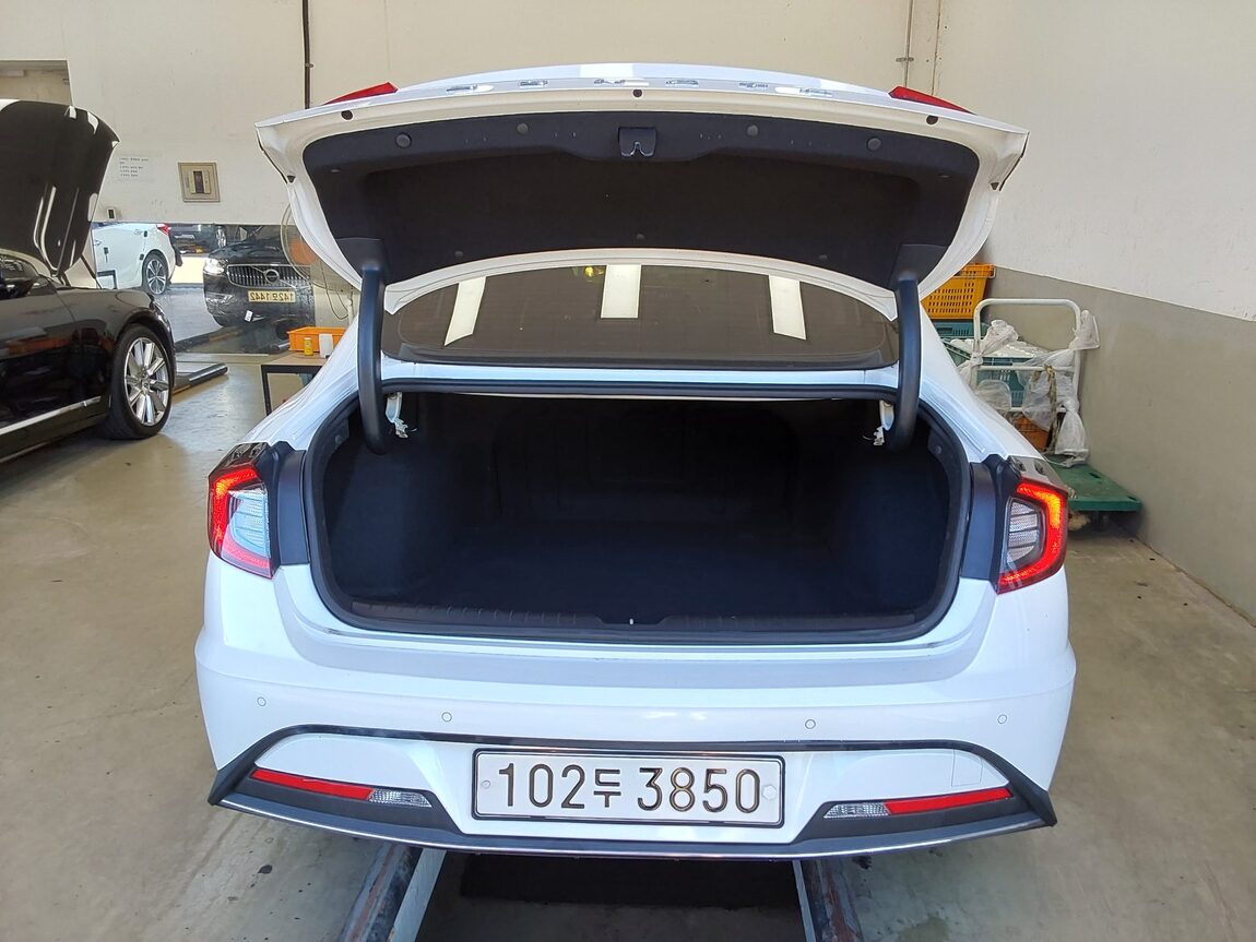 HYUNDAI SONATA (DN8) G2.0 SMART 2020 - zdjęcie 15