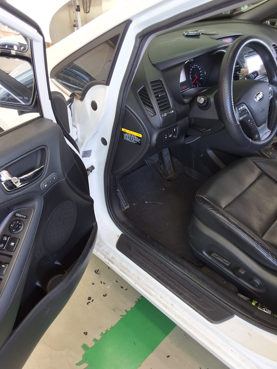 KIA K3 1.6 GDI NOBLESSE 2014 - zdjęcie 10