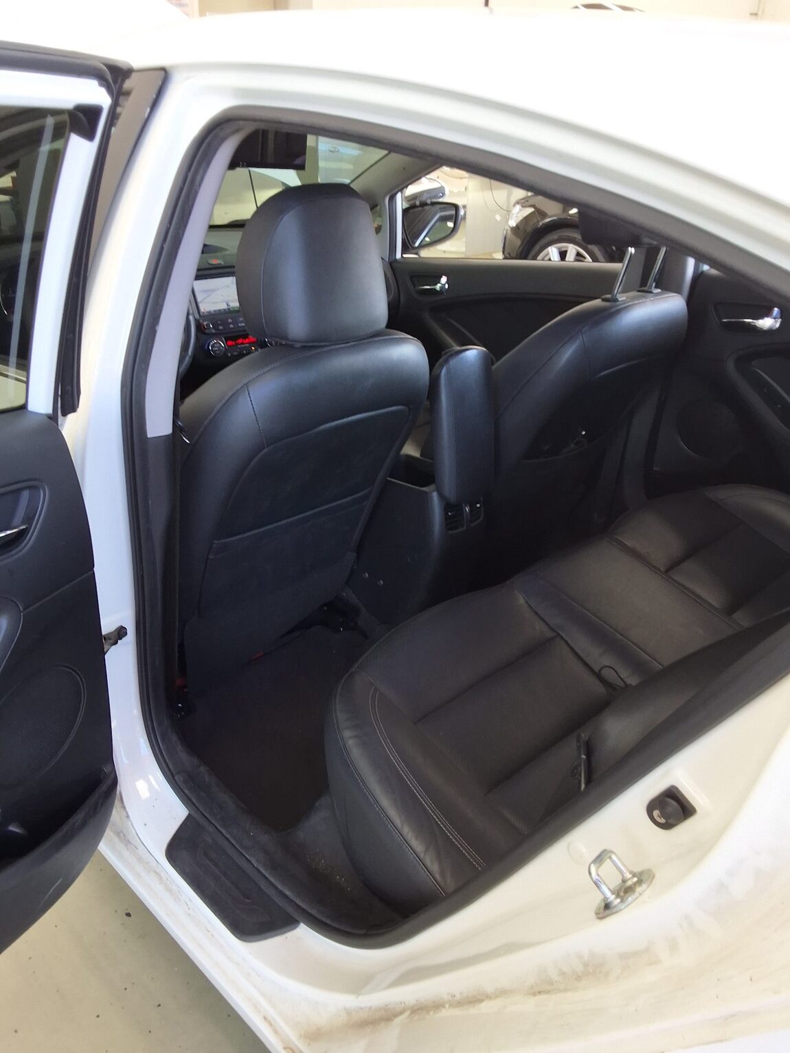KIA K3 1.6 GDI NOBLESSE 2014 - zdjęcie 12