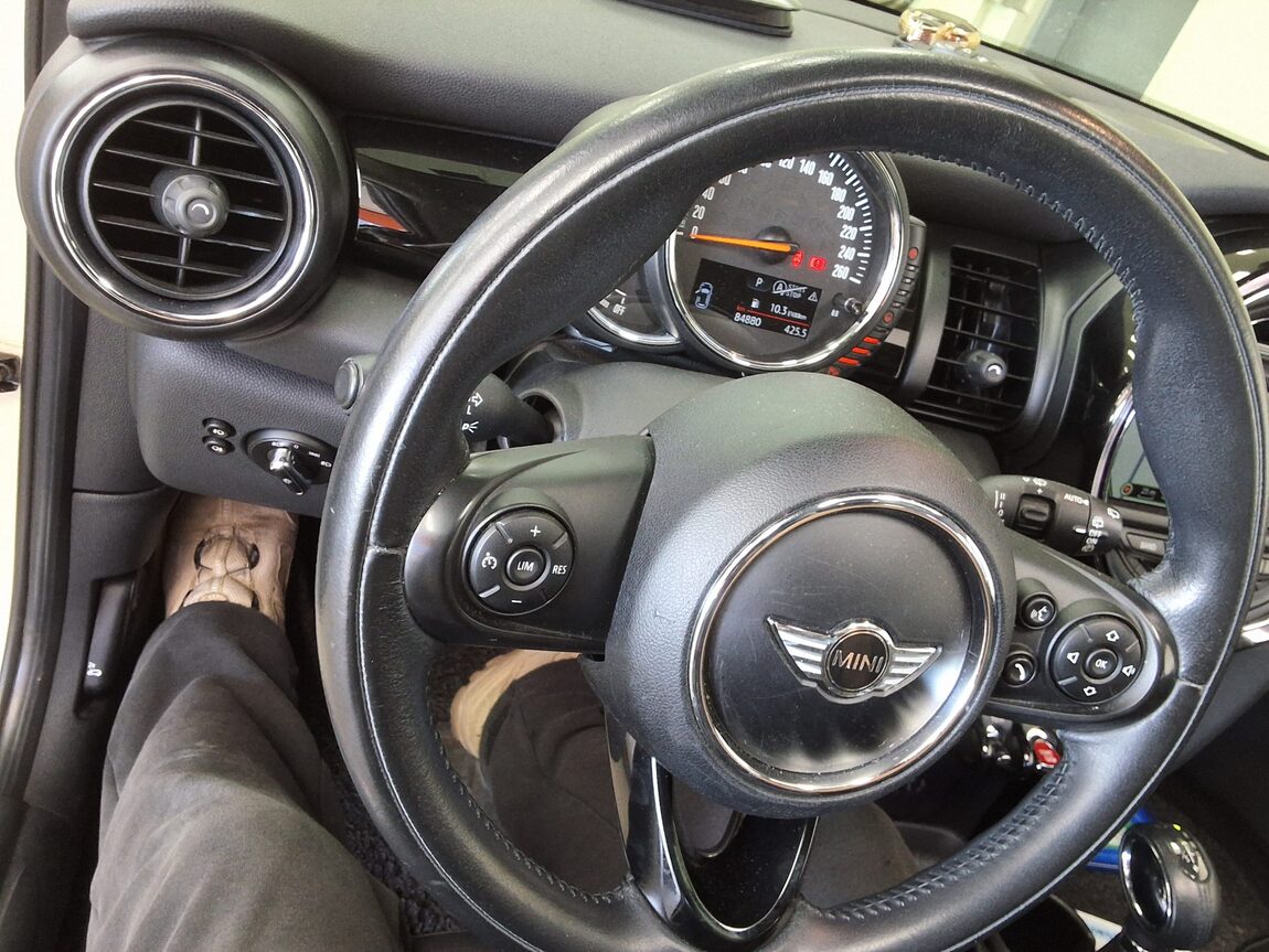 MINI COOPER (3RD GEN) 5-DOOR 1.5 HIGH 2015 - zdjęcie 23